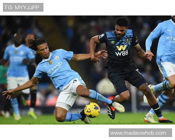 深入解析英超联赛精彩瞬间与球员表现的足球节目全景展示